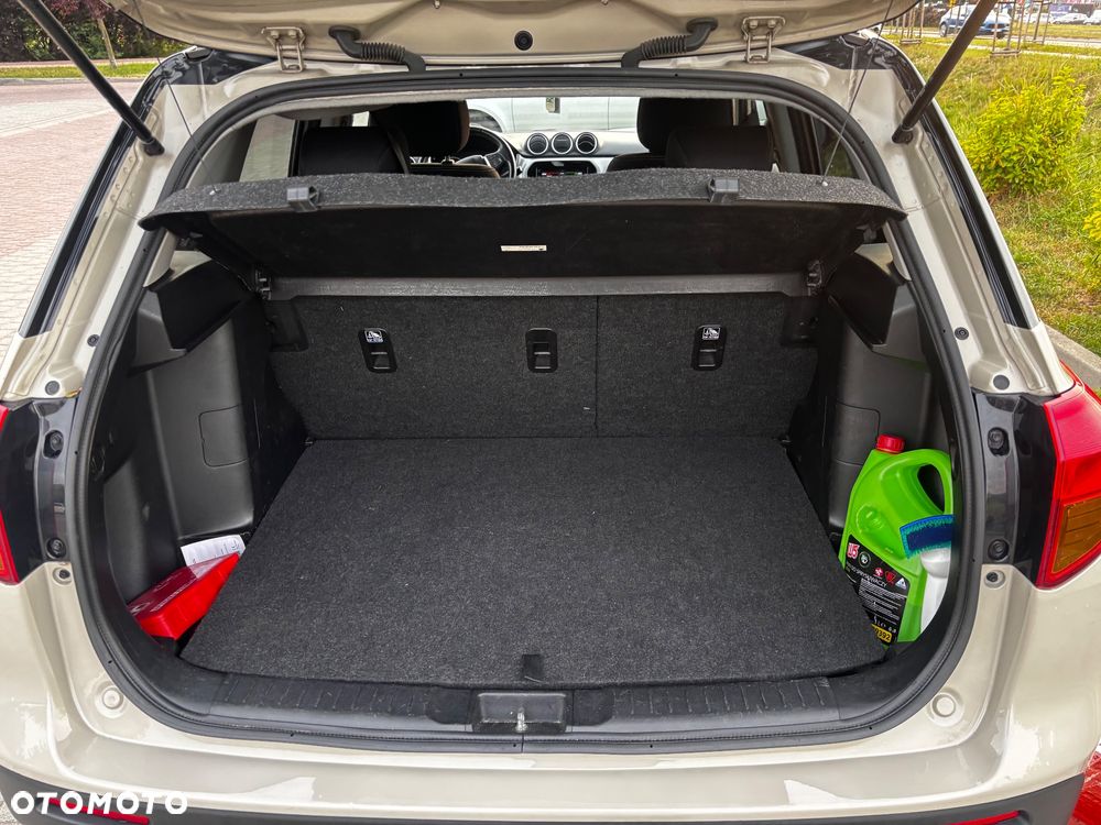 Suzuki Vitara 1.6 Comfort 2WD - 11