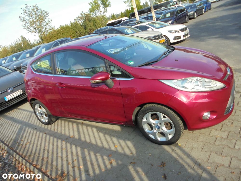 Ford Fiesta - 24