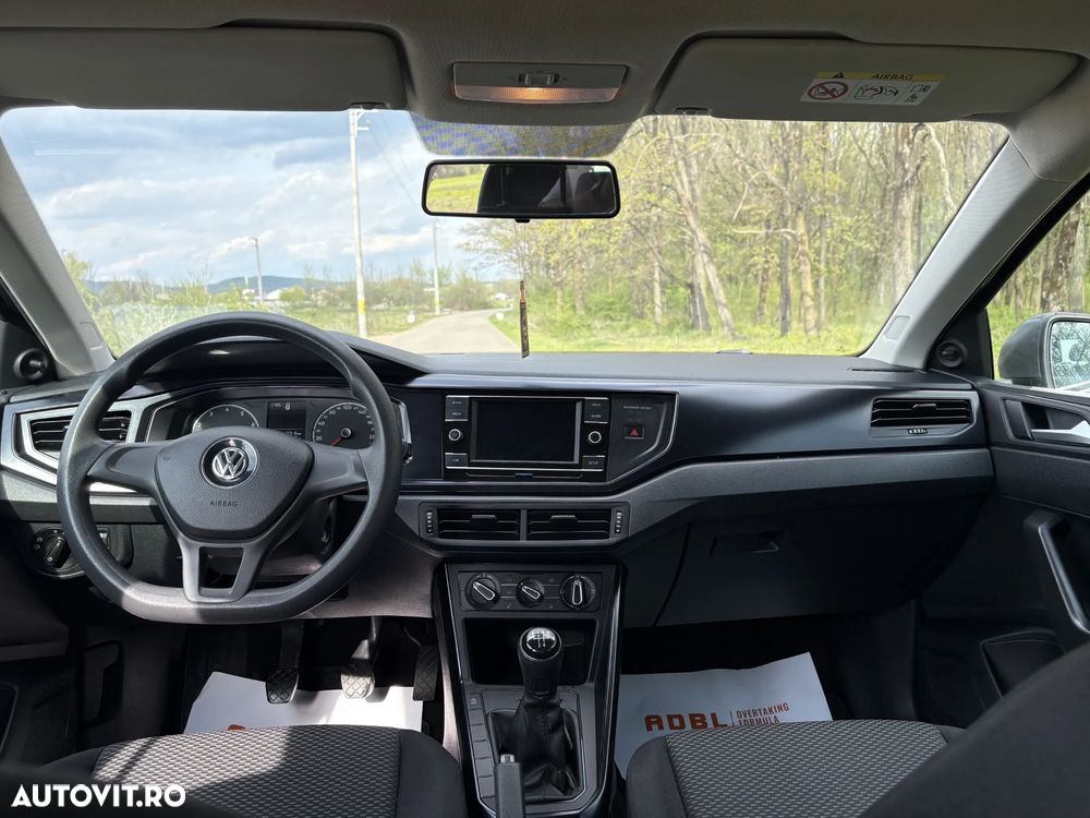 Volkswagen Polo - 8