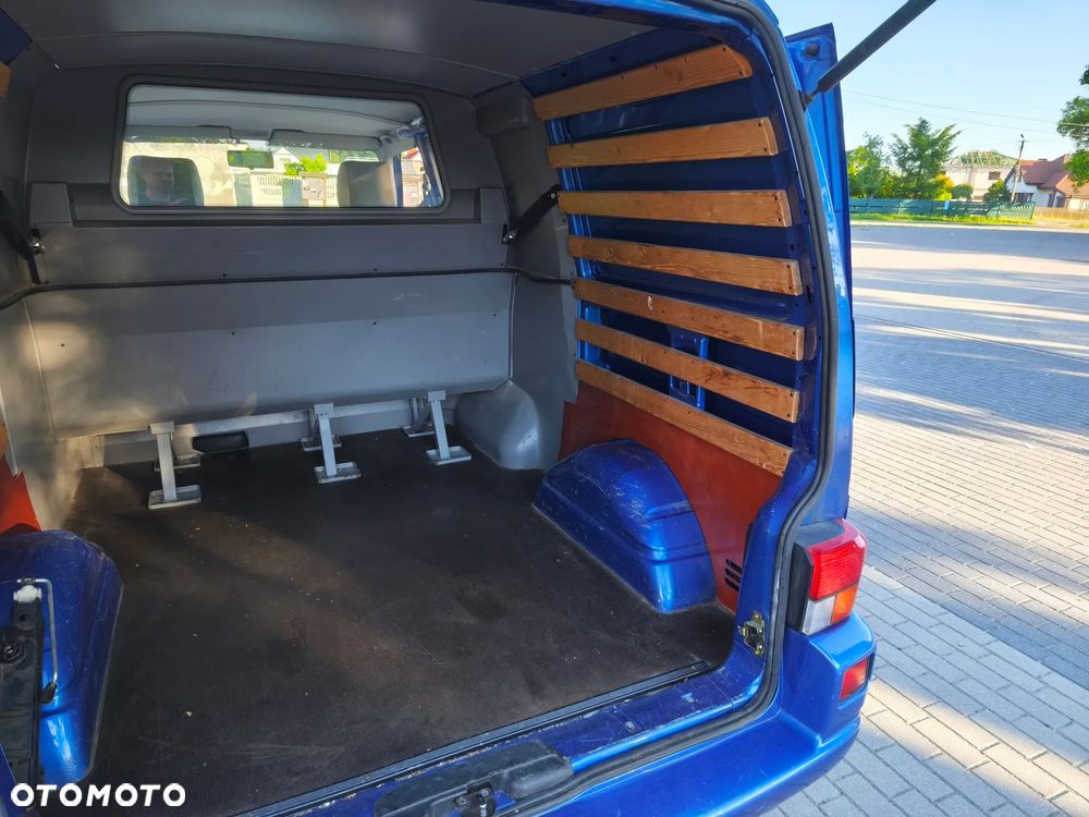Volkswagen Transporter Mixt - 21