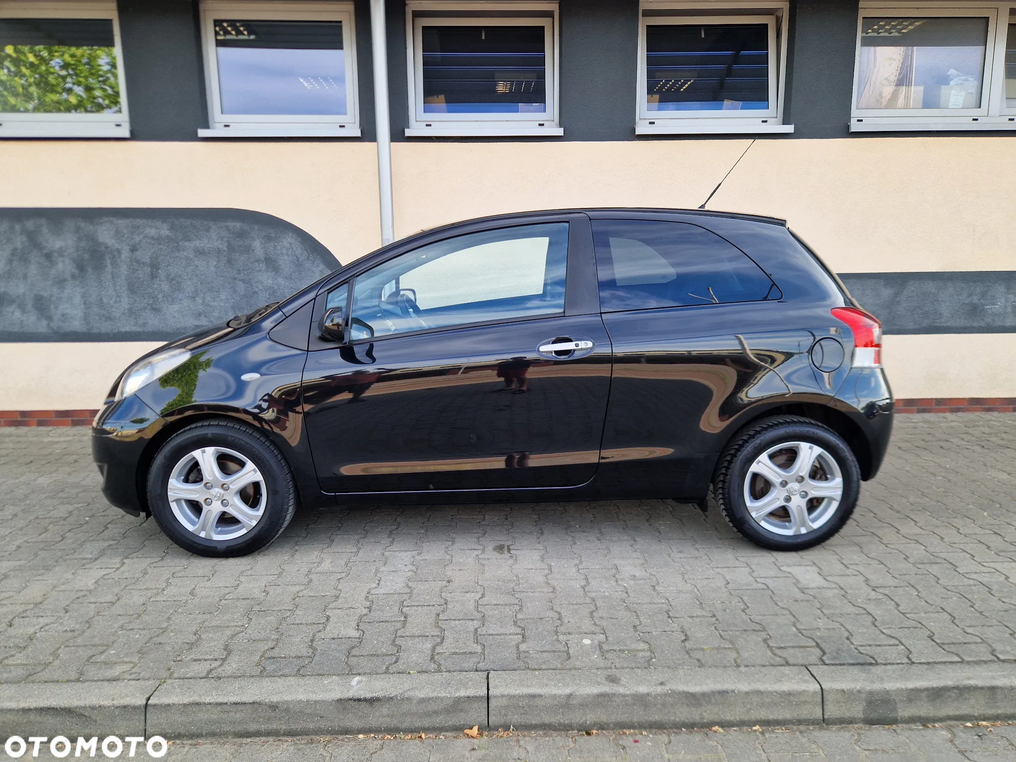 Toyota Yaris 1.33 Dynamic - 3