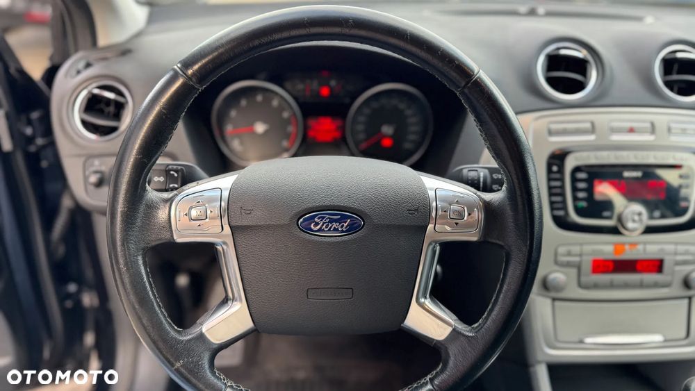 Ford Mondeo 1.6 Ambiente - 22