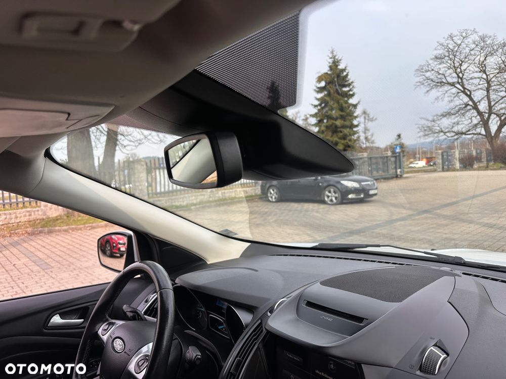 Ford Kuga 2.0 TDCi 4x4 Individual - 25