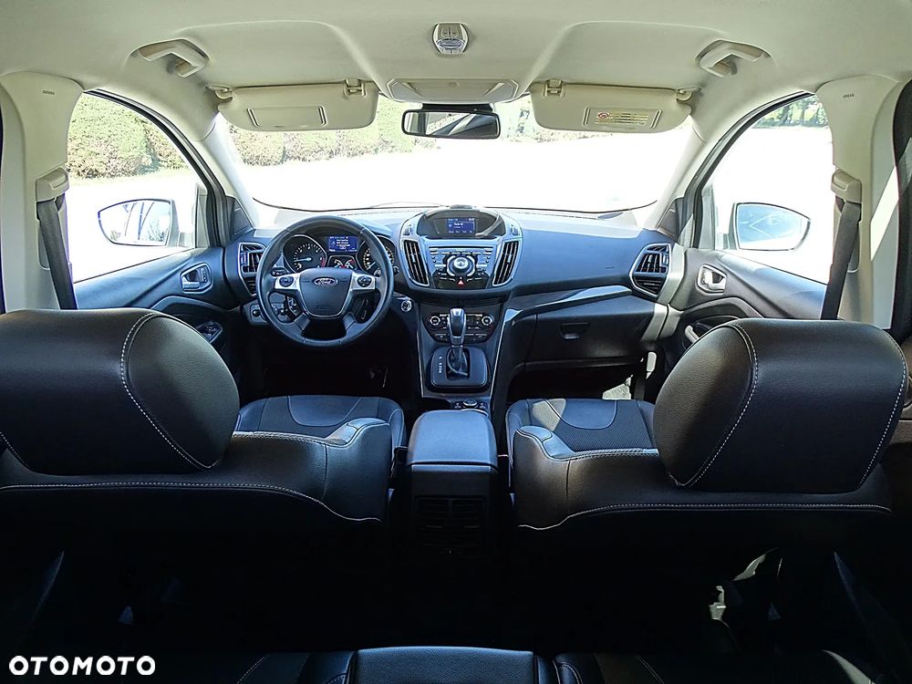 Ford Kuga 2.0 TDCi 4x4 Titanium - 34