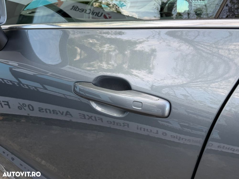 Volvo XC 60 D4 AWD Geartronic Inscription - 32