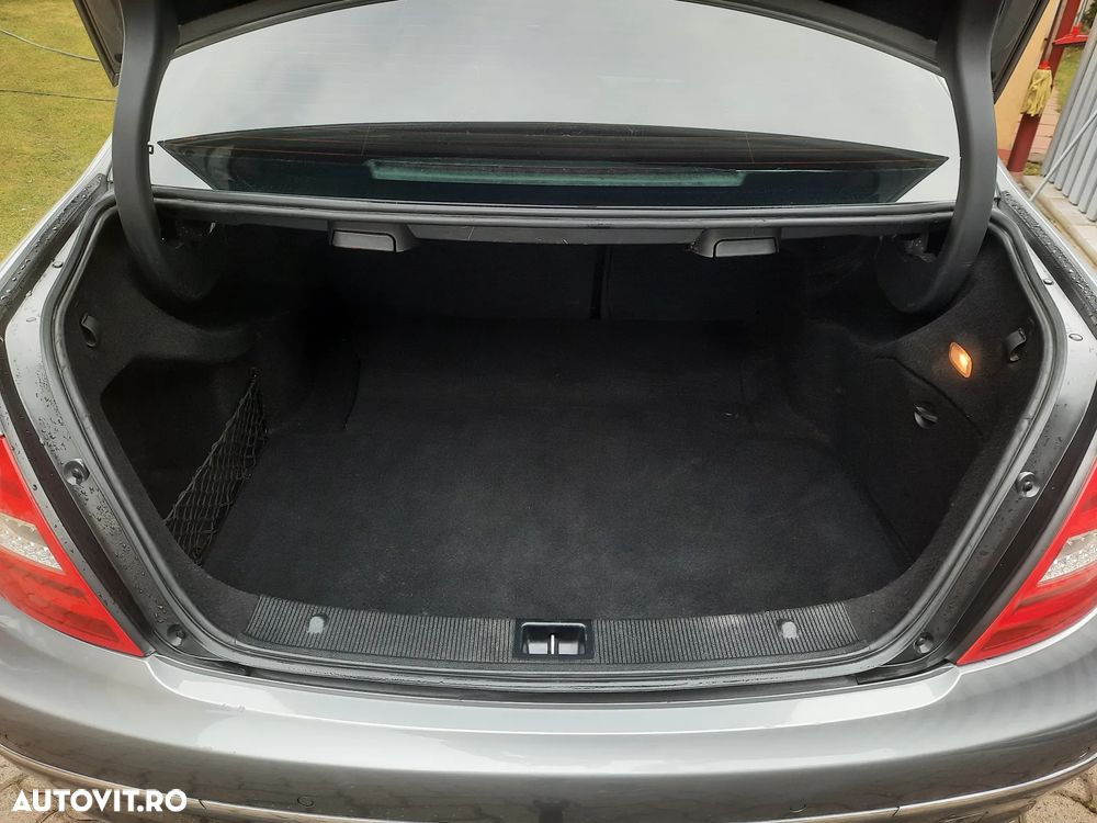 Mercedes-Benz C 220 (BlueTEC) d BlueEFFICIENCY Edition 7G-TRONIC Avantgarde - 7