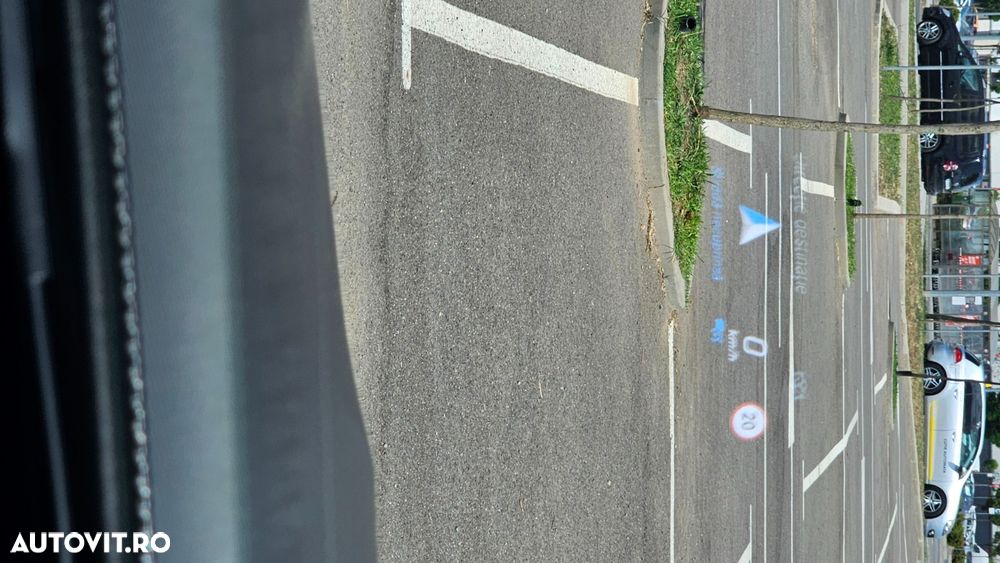 Mercedes-Benz GLC 300 d 4MATIC 9G-TRONIC - 25