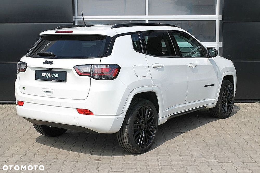 Jeep Compass - 13