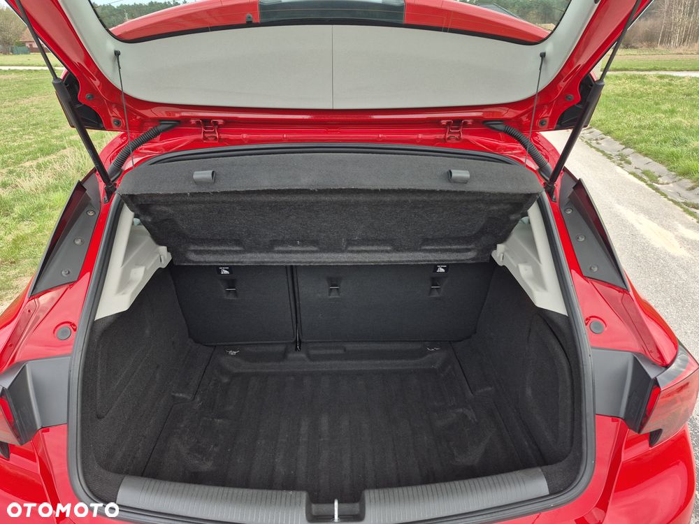 Opel Astra 1.4 T Elite S&S - 12