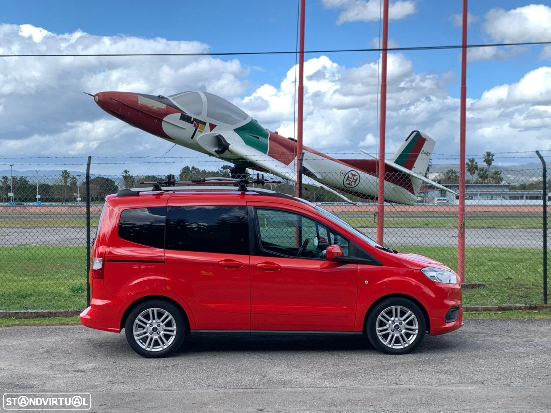 Ford Tourneo Connect 1.0i EcoBoost Titanium - 7