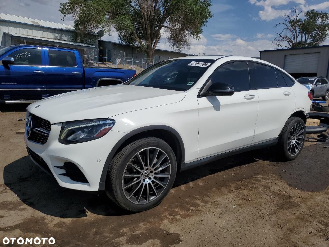 Mercedes-Benz GLC - 1