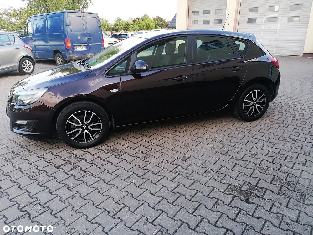 Opel Astra - 4