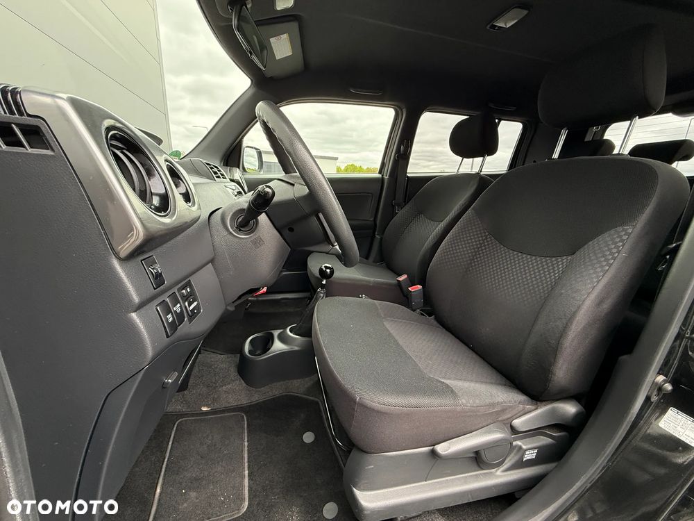 Daihatsu Materia - 12