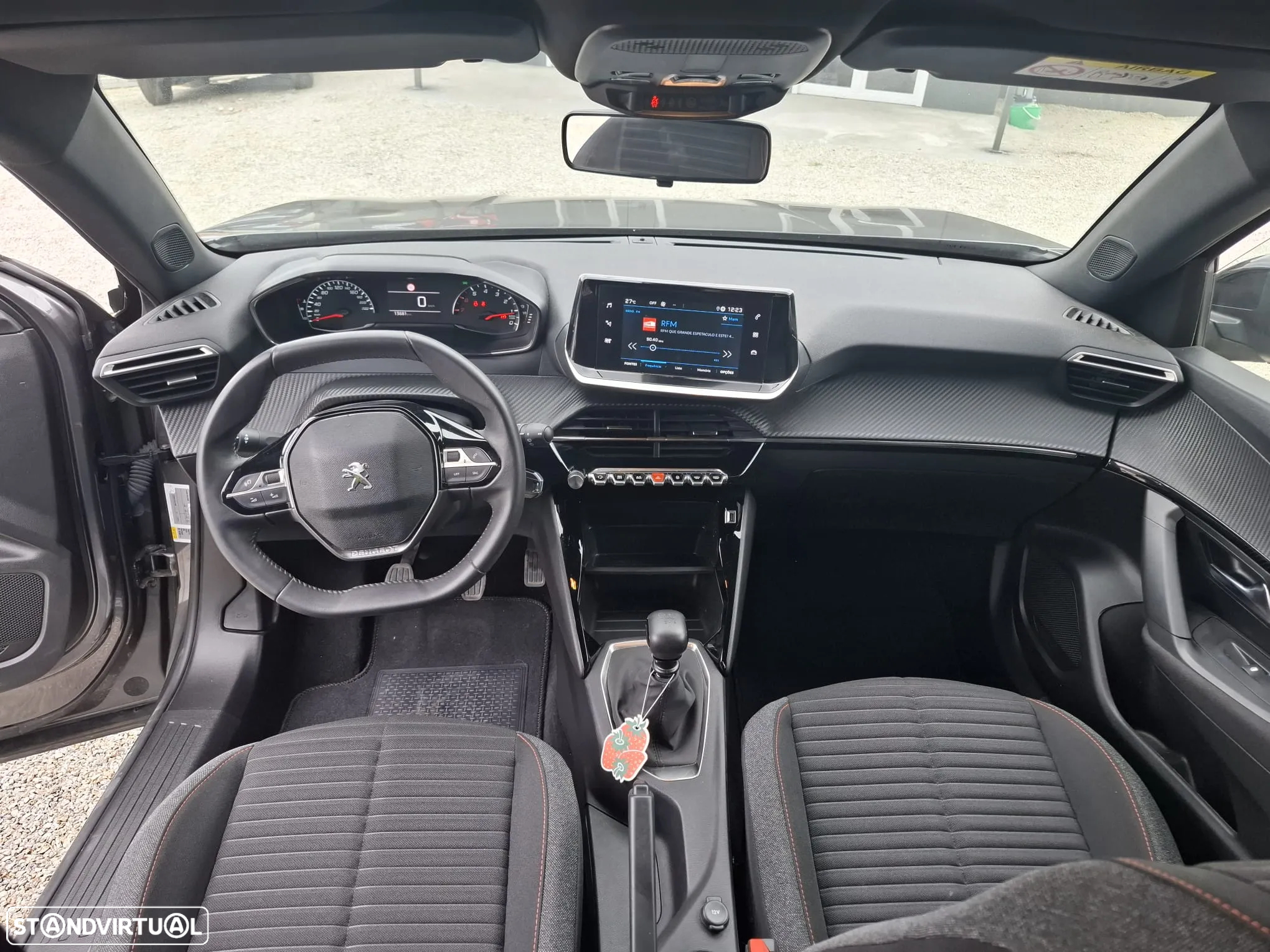 Peugeot 2008 1.2 PureTech Allure Pack - 20