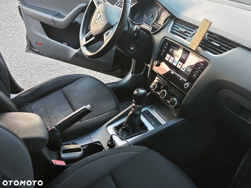 Skoda Octavia 1.5 TSI GPF ACT Ambition - 9