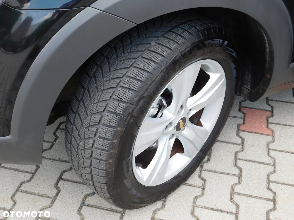 Chevrolet Captiva 2.0 d LT medium - 13