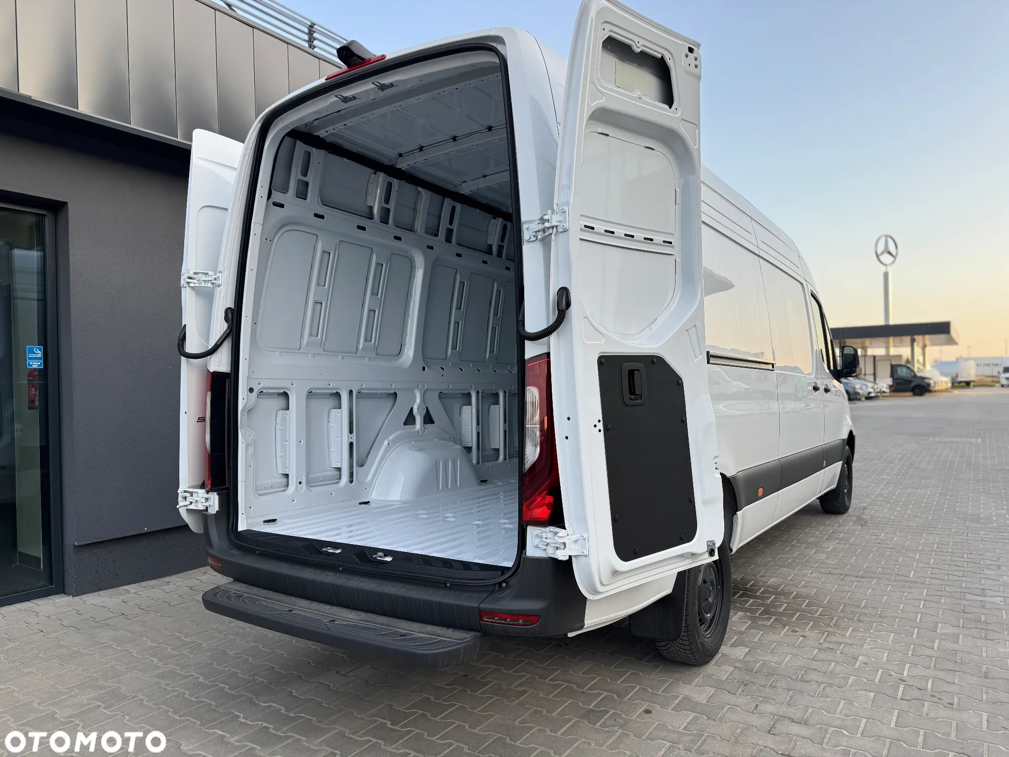 Mercedes-Benz Sprinter 317 CDI - 34