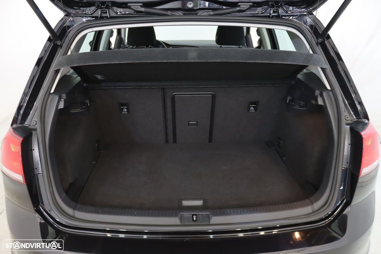 VW Golf 1.0 TSI Confortline - 31