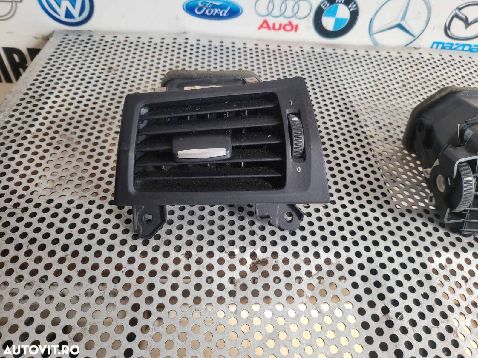 Grile Grila Aerisire Ventilatie Bord Bmw X3 F25 X4 F26 Volan Stanga Dezmembrez Bmw X4 F26 2.0 D Mot - 5