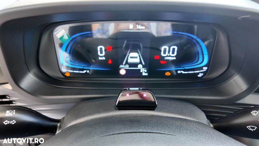 Hyundai i20 - 23