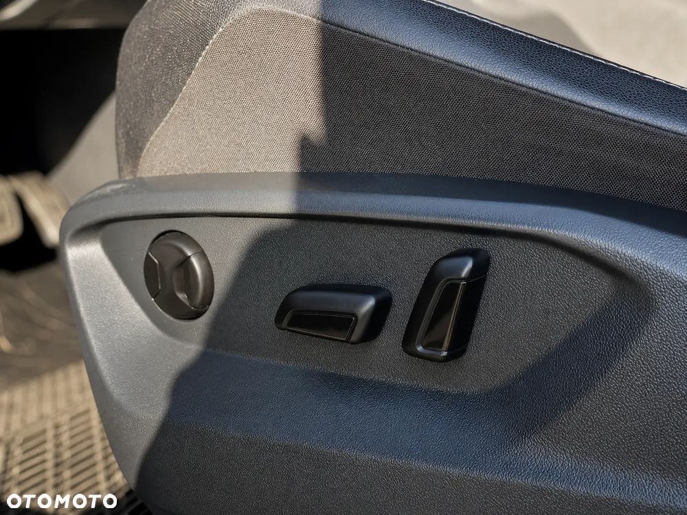 Volkswagen Tiguan - 25