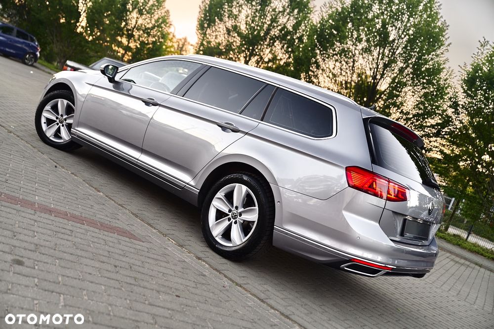 Volkswagen Passat 2.0 TDI EVO Elegance DSG - 4