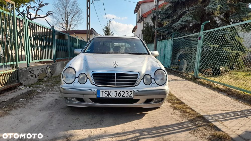 Mercedes-Benz Klasa E - 1