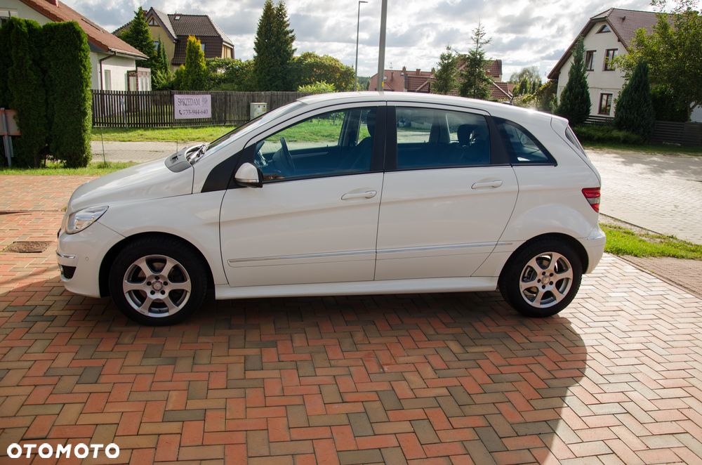 Mercedes-Benz Klasa B 200 CDI Autotronic - 6