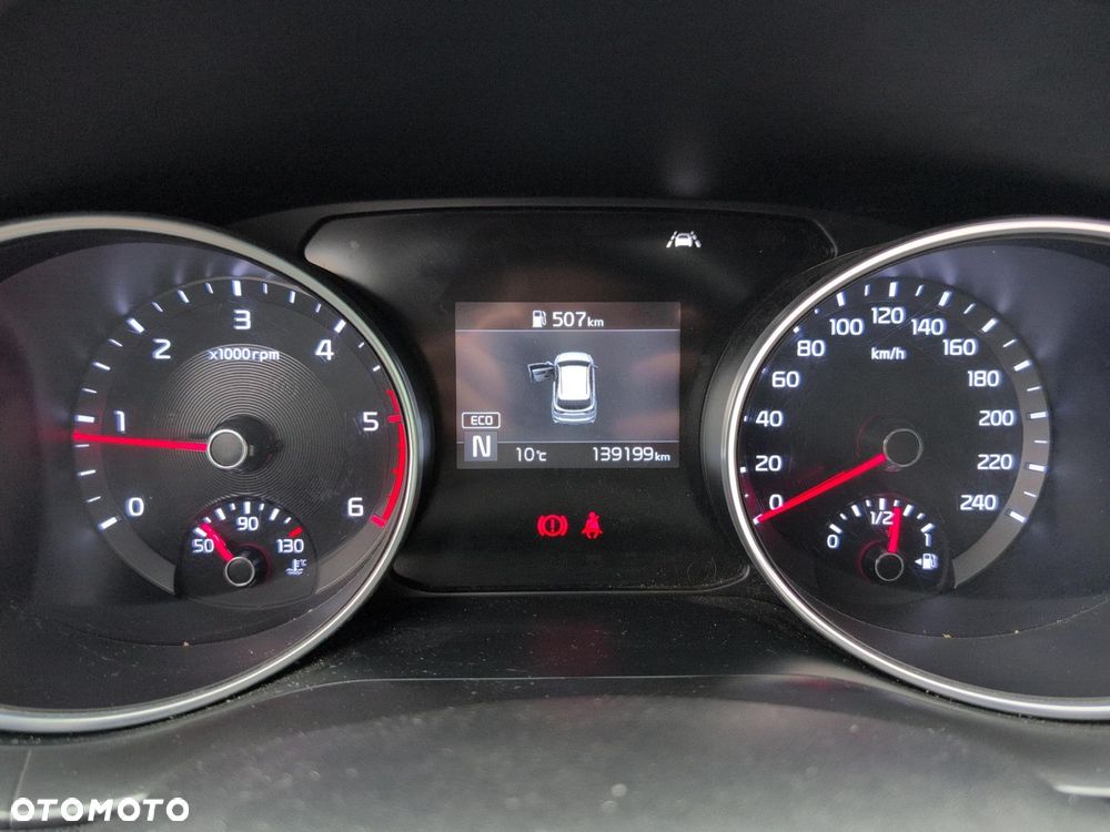 Kia Ceed 1.6 CRDi SCR M - 17