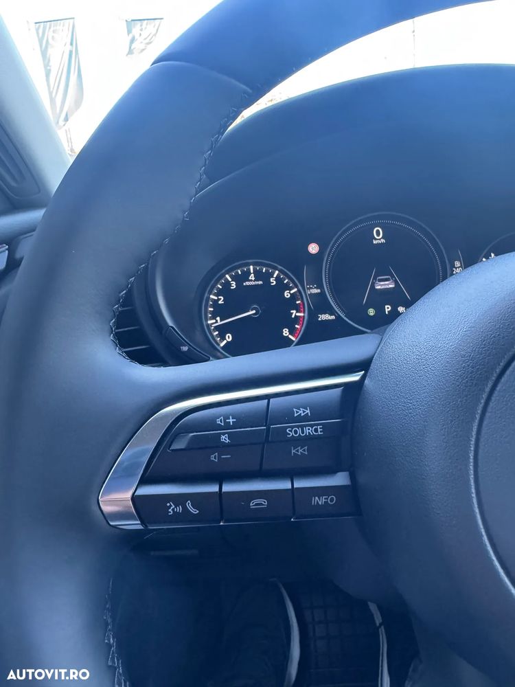 Mazda CX-30 - 12