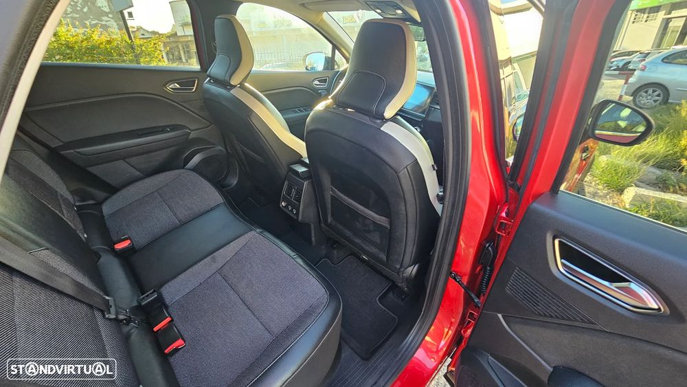 Renault Captur 1.0 TCe Exclusive - 18