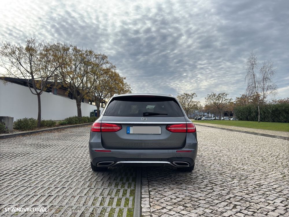 Mercedes-Benz E 220 d AMG - 9