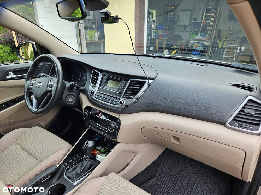 Hyundai Tucson 2.0 CRDI Comfort 4WD - 10