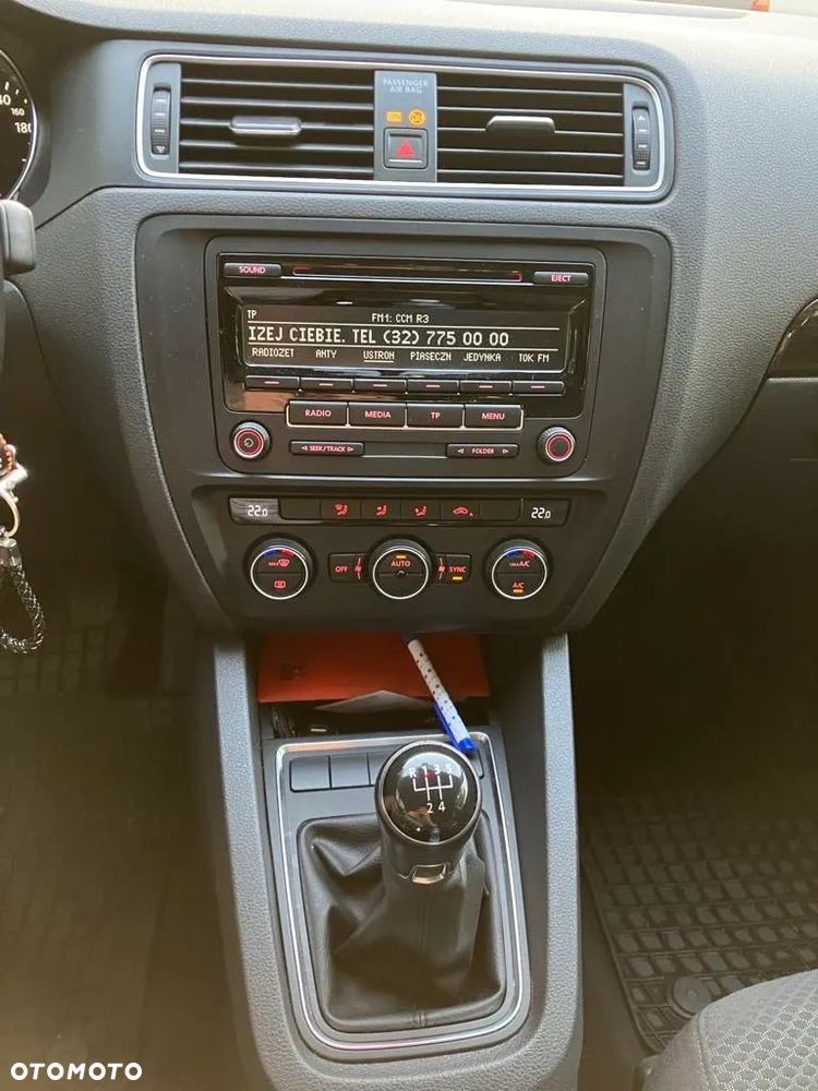 Volkswagen Jetta 2.0 TDI DPF BMT Comfortline - 12