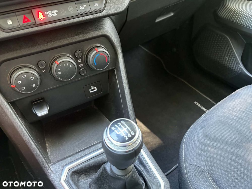 Dacia Sandero - 12