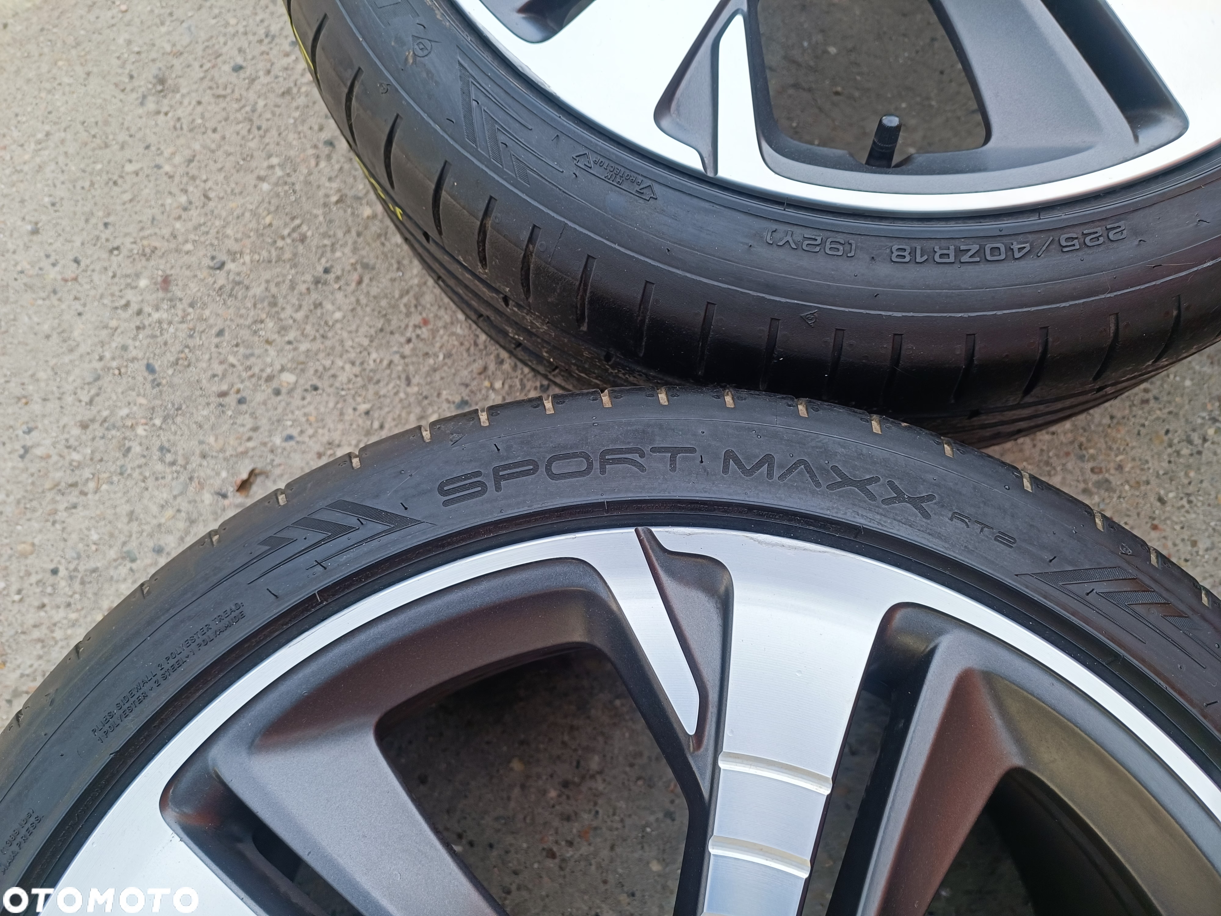 225/40R18 92Y Opony Letnie Lato DUNLOP SPORT MAXX RT2 6mm Legnica ALU-RAD 21r. 225/40 - 8