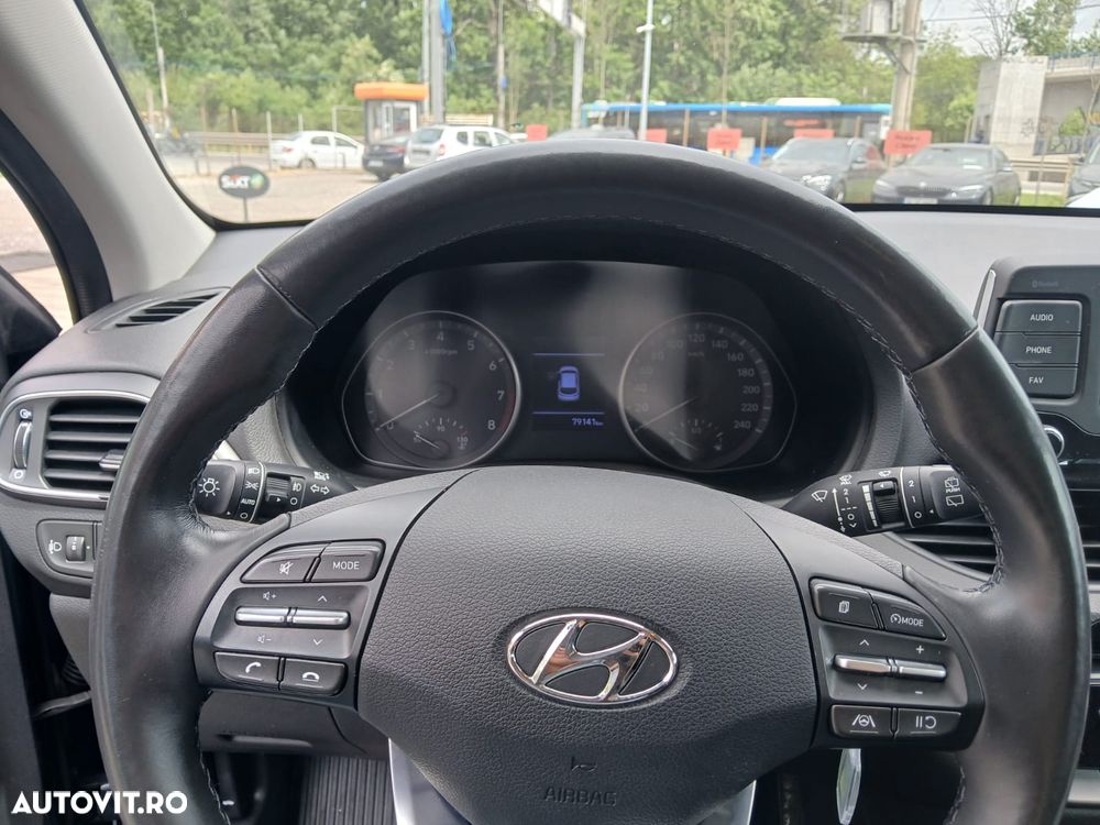 Hyundai i30 1.5 110CP M/T Comfort - 7