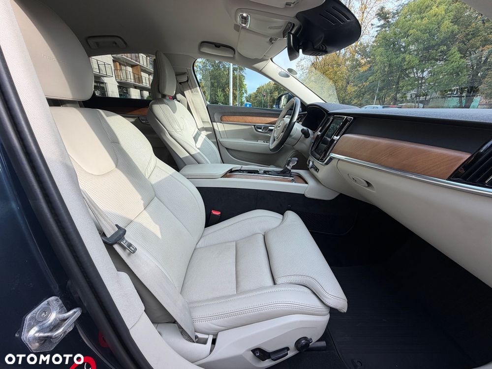 Volvo S90 - 19