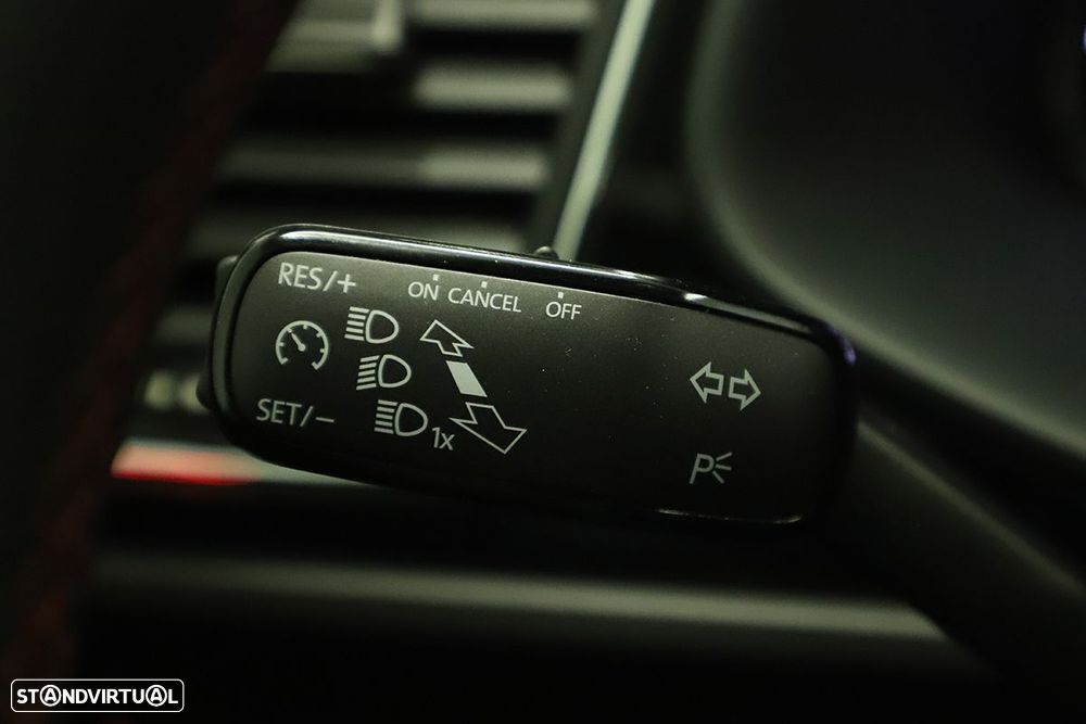 SEAT Leon 1.6 TDI FR S/S - 13