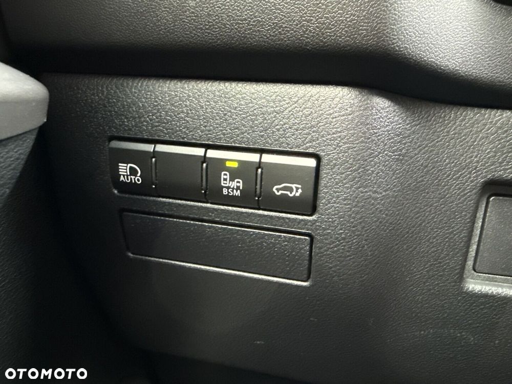 Lexus NX 300h F Impression AWD - 24