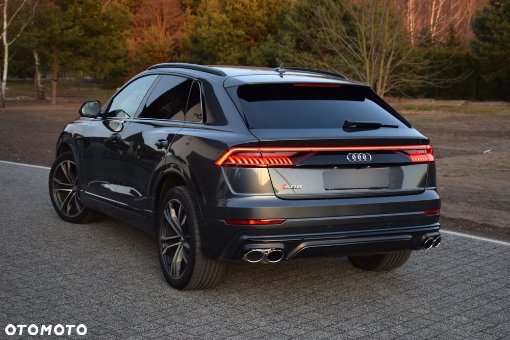 Audi SQ8 - 13