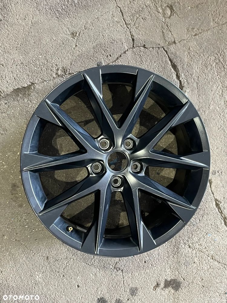 Felga Seat 7,5 x 18 ET 51 5F0601025AA 1szt. - 1
