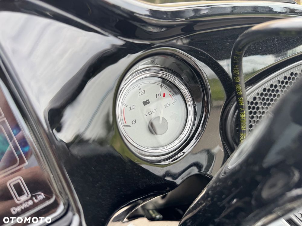 Harley-Davidson Touring Road Glide - 16