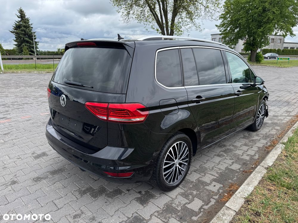 Volkswagen Touran 2.0 TDI SCR DSG Highline - 8