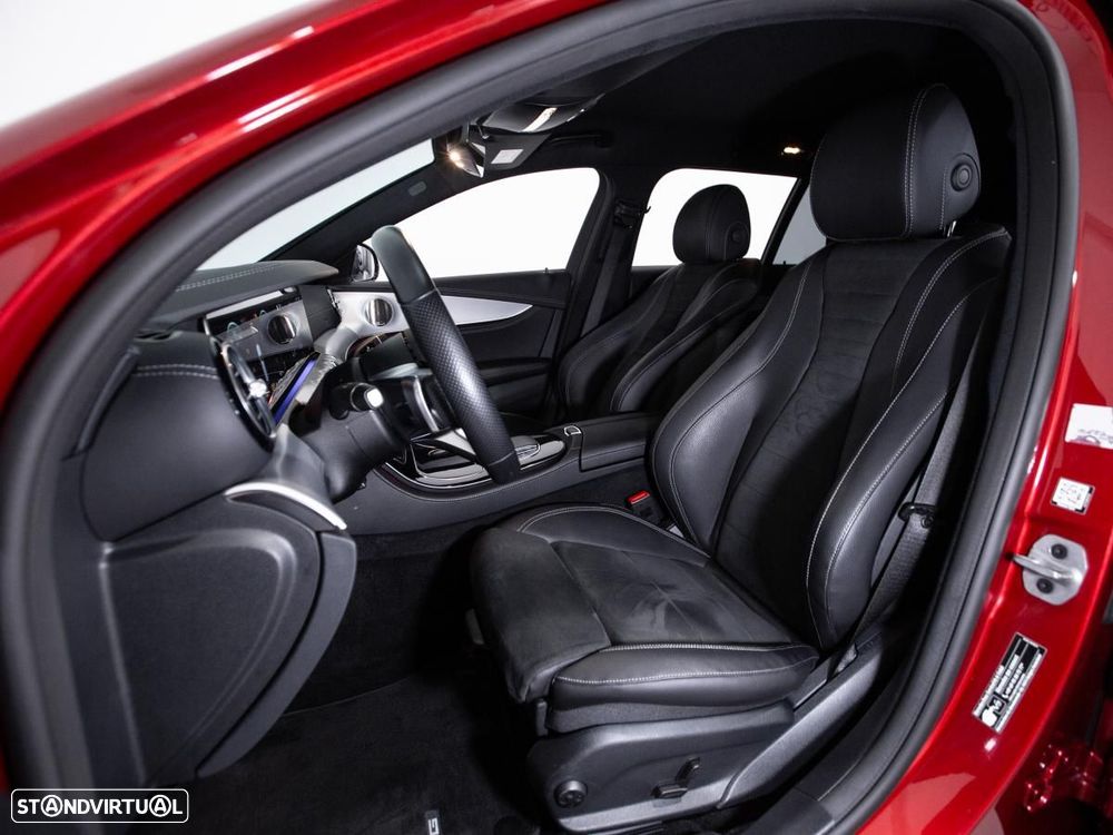 Mercedes-Benz E 300 de 4Matic 9G-TRONIC AMG Line - 9