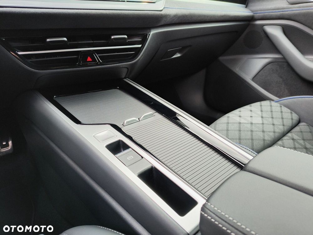 Volkswagen Passat - 23