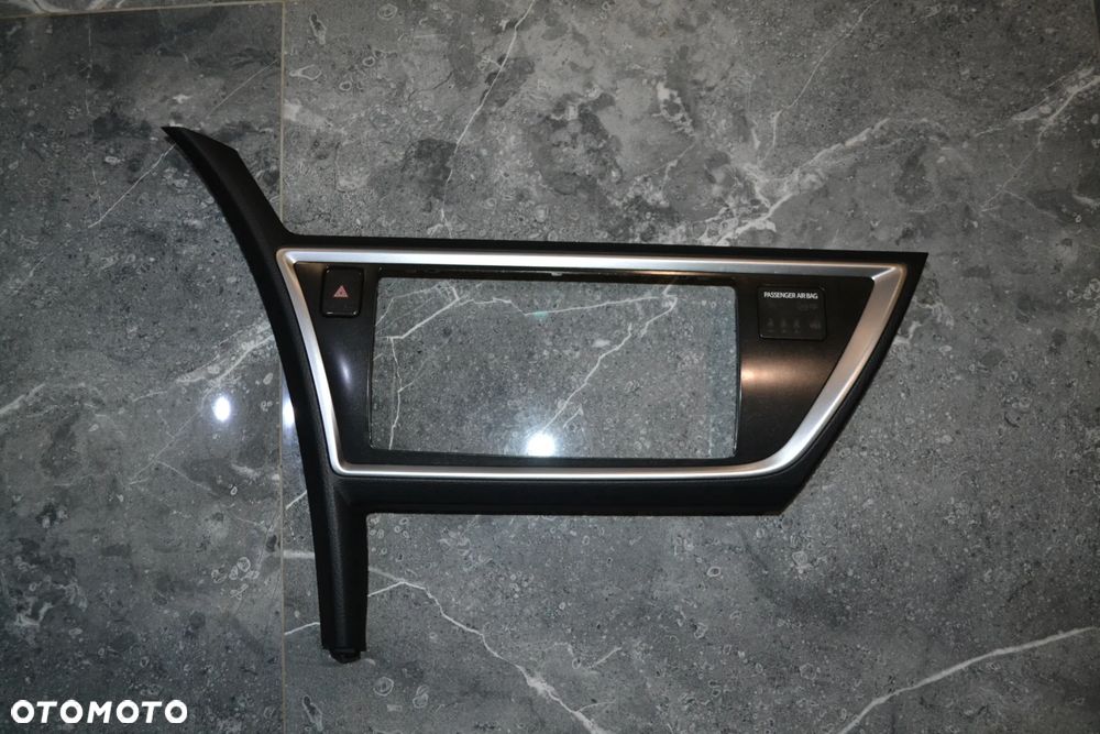 TOYOTA AURIS II RAMKA RADIAKONSOLI ŚRODKOWEJ 55405-02430 - 2