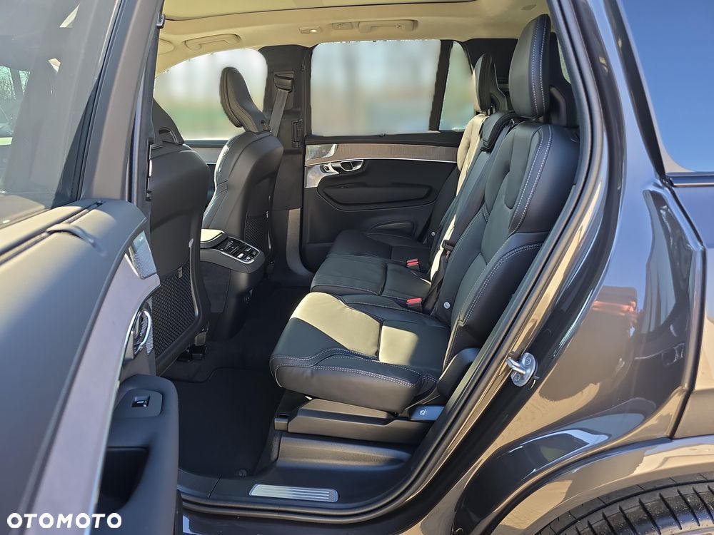 Volvo XC 90 B5 B AWD Ultra Dark 7os - 12
