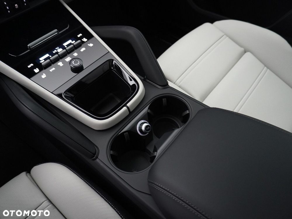 Porsche Cayenne S E-Hybrid PHEV Black Edition - 29