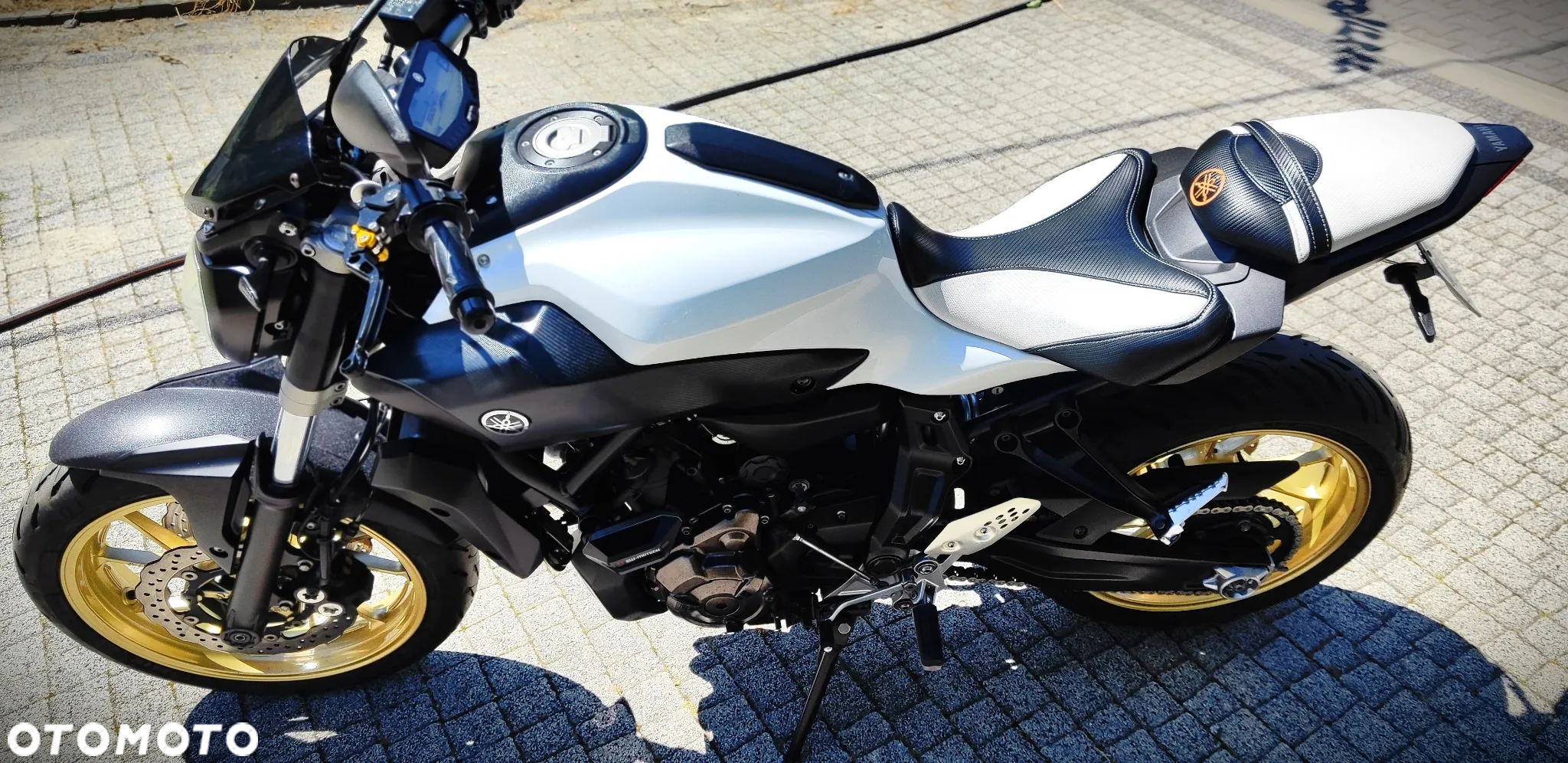 Yamaha MT - 6